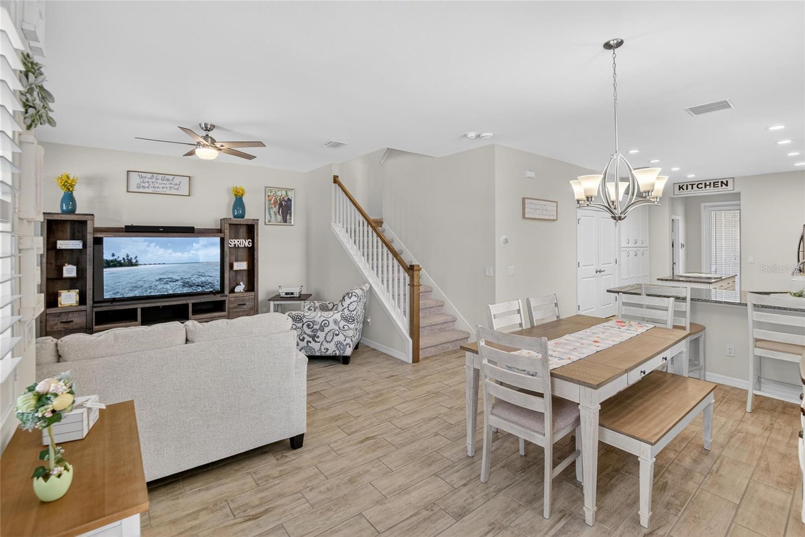 5601 KINGSLEY CORNER WAY