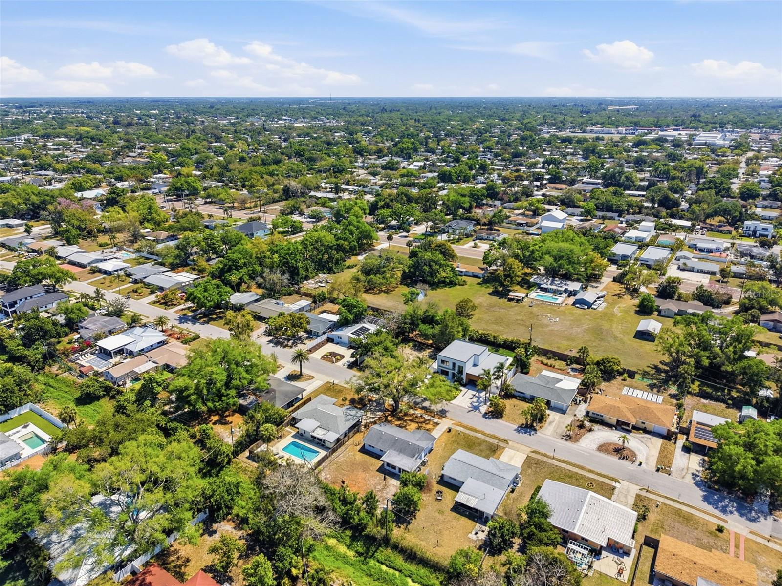 SOUTH GATE - Residential