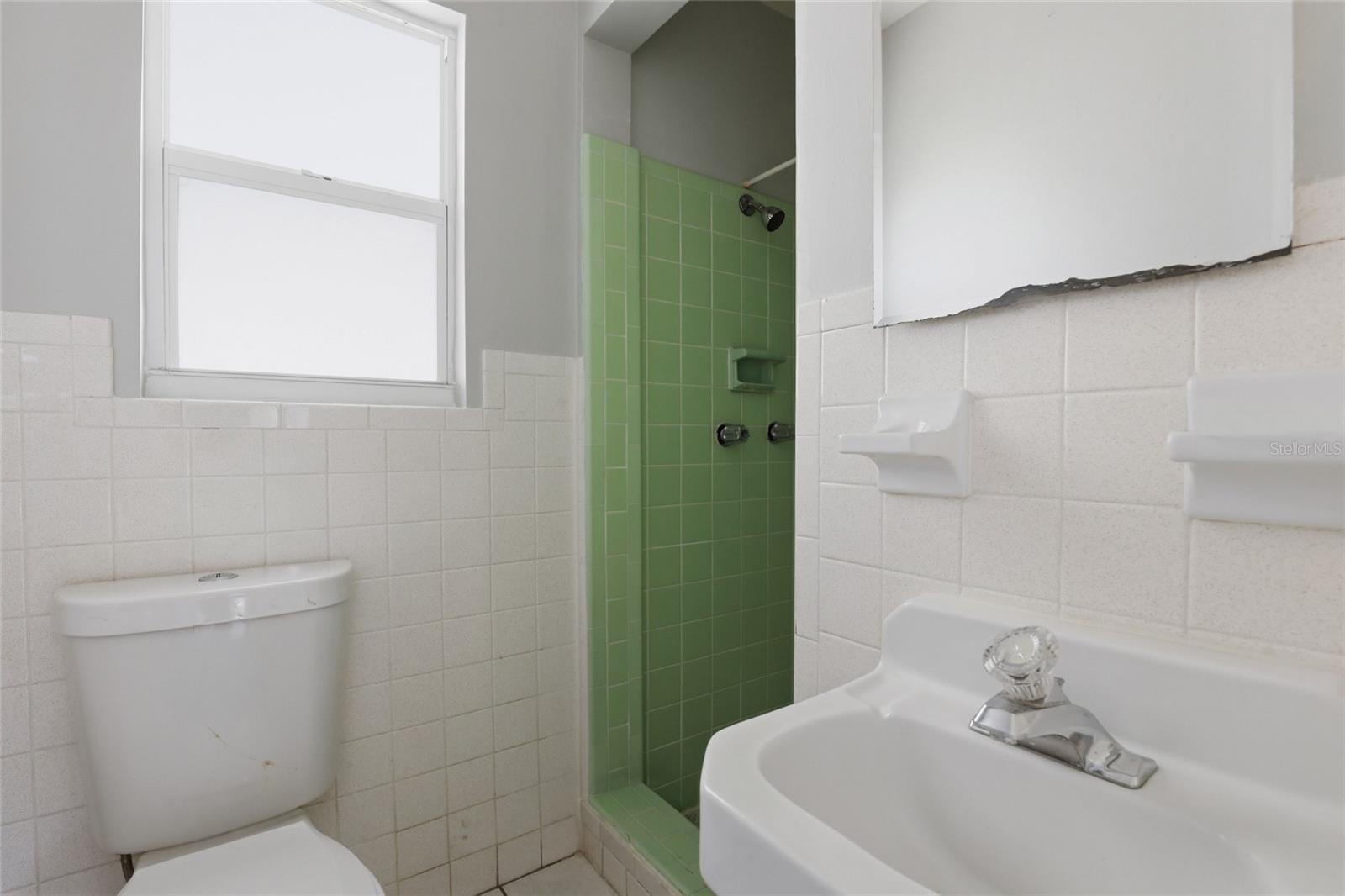 SOUTH GATE - Residential