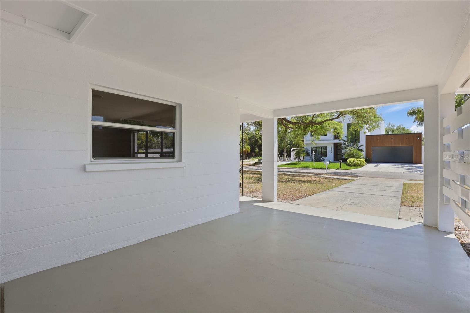 SOUTH GATE - Residential