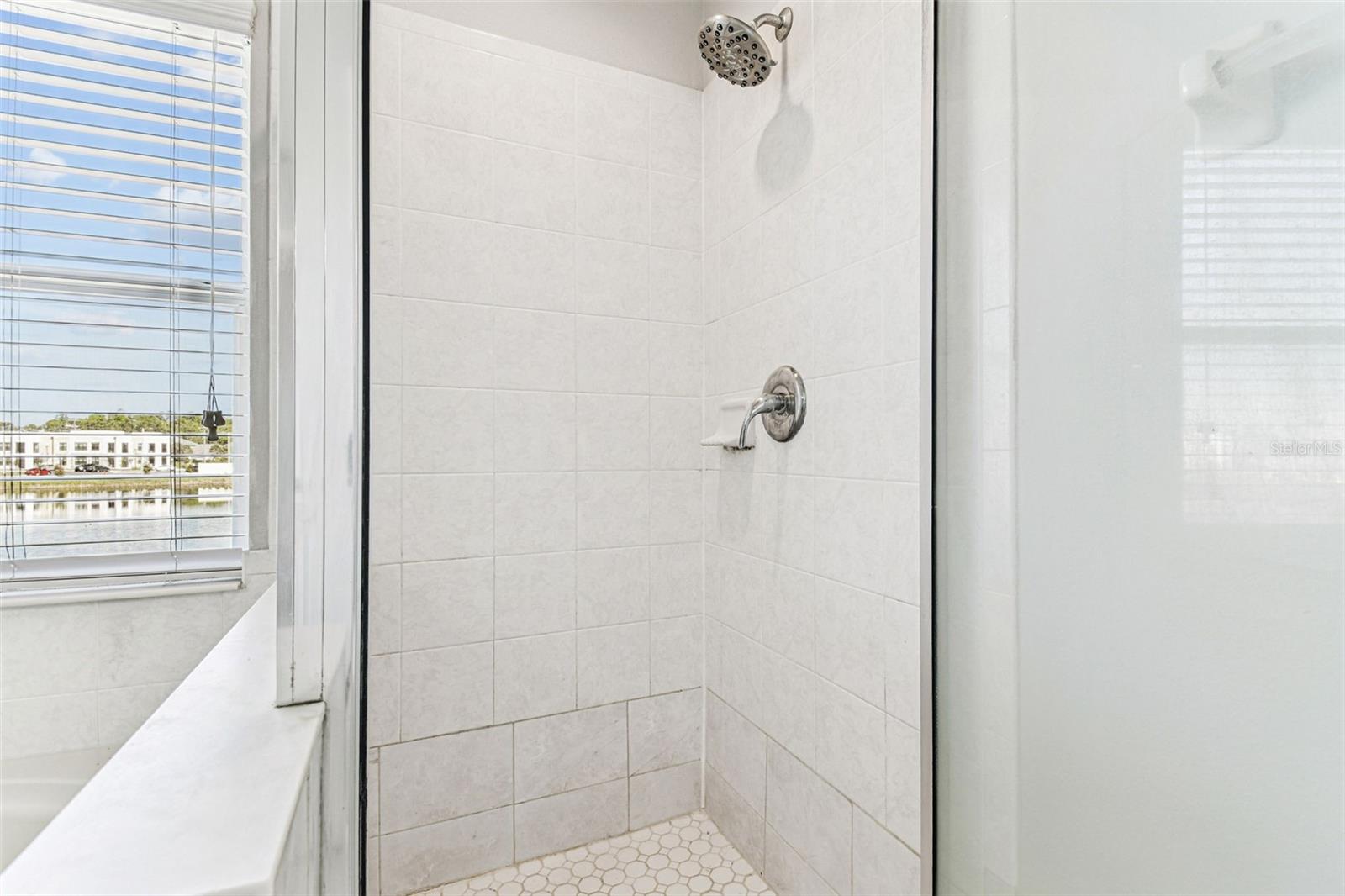 TOWNHOMES OF BAY PORT COLONY - Residential