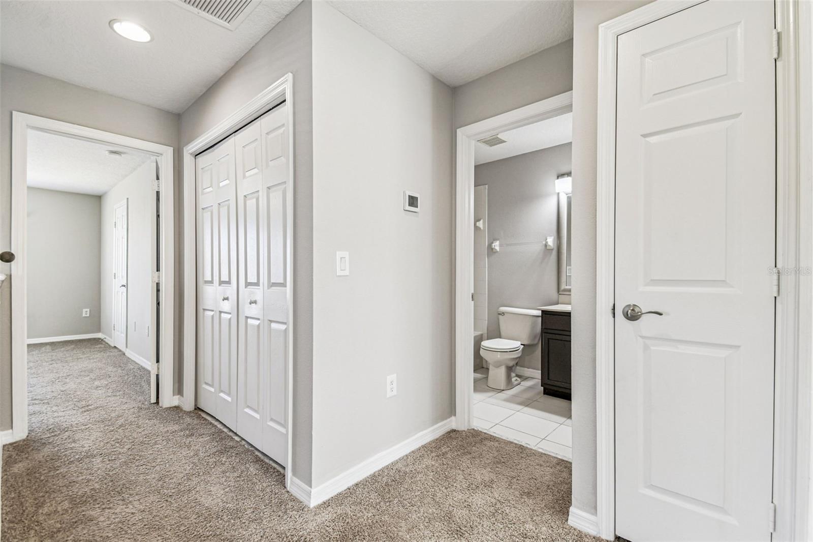 TOWNHOMES OF BAY PORT COLONY - Residential