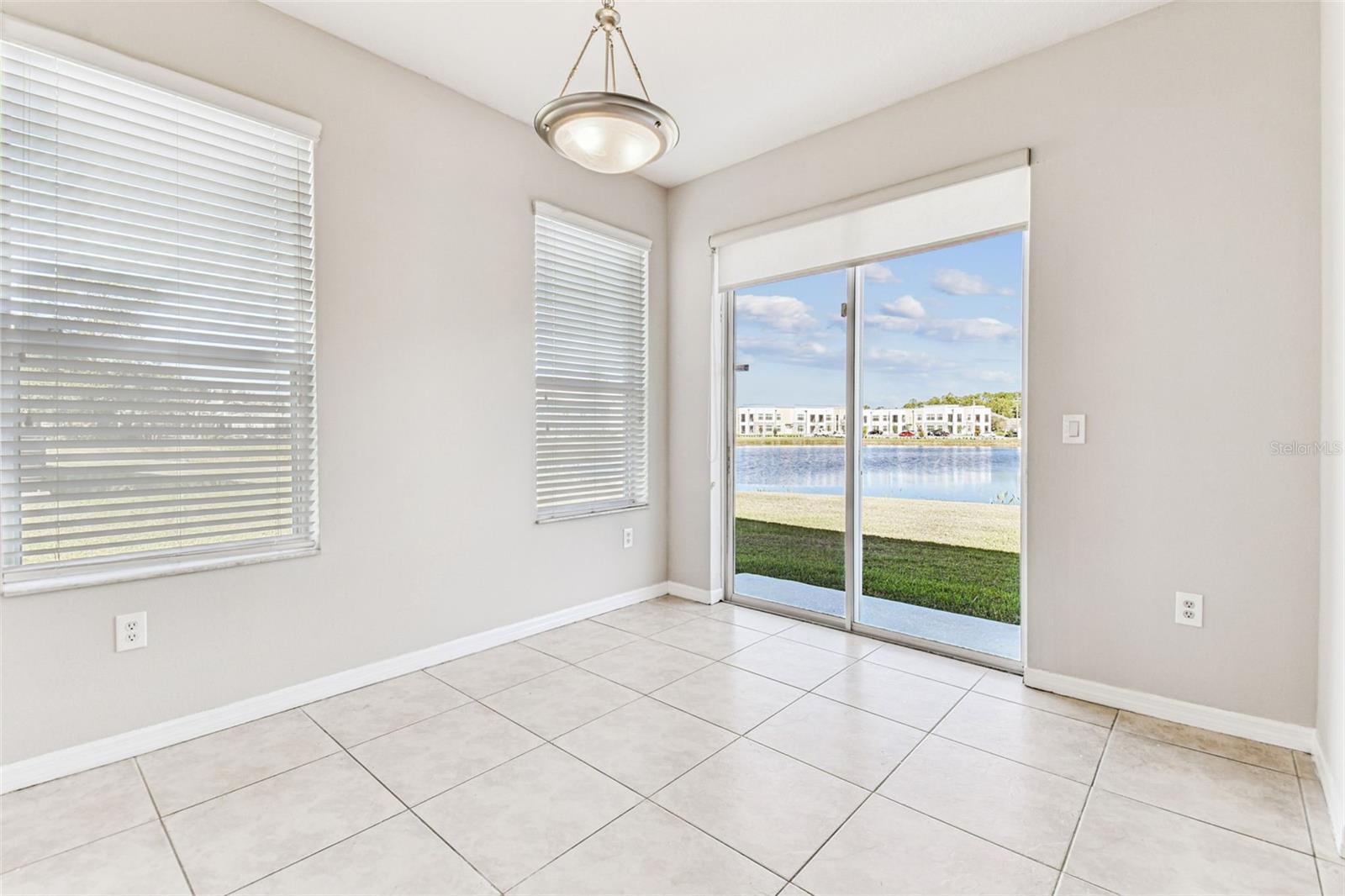 TOWNHOMES OF BAY PORT COLONY - Residential