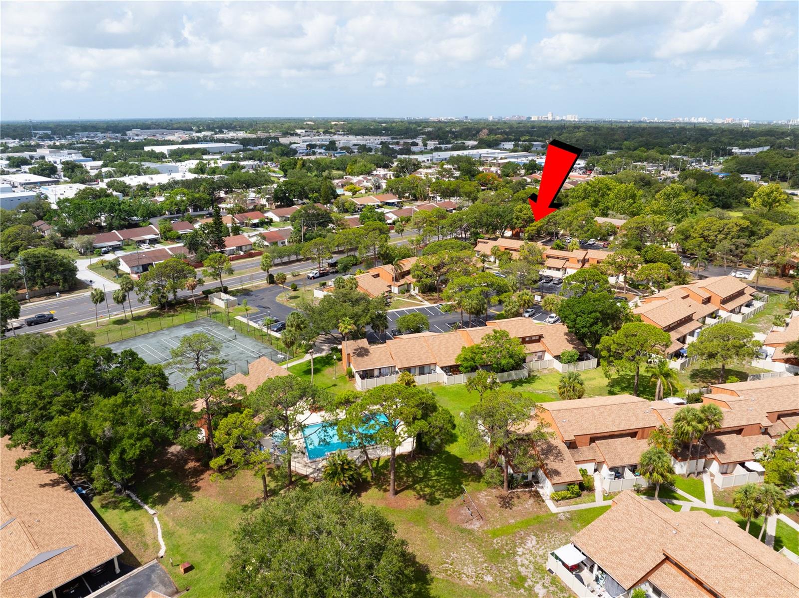 2060 SUNSET POINT ROAD 52