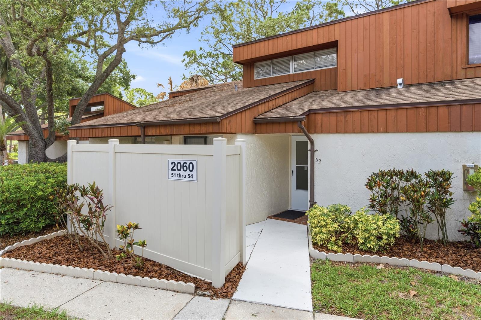 2060 SUNSET POINT ROAD 52