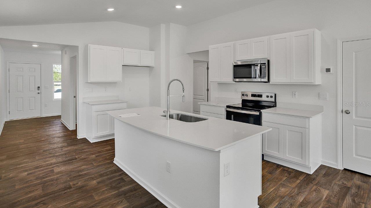 GRAND RESERVE AND GOLF CLUB - Residential