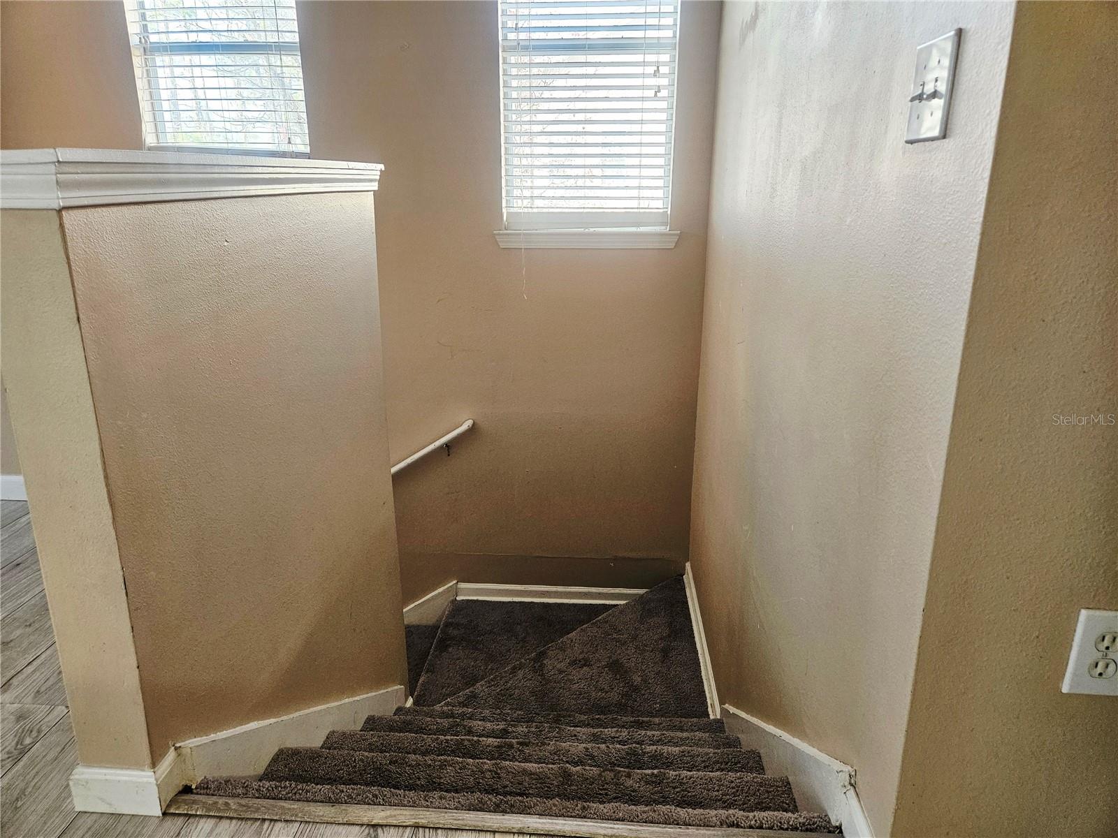 THE VILLAS CONDO - Residential