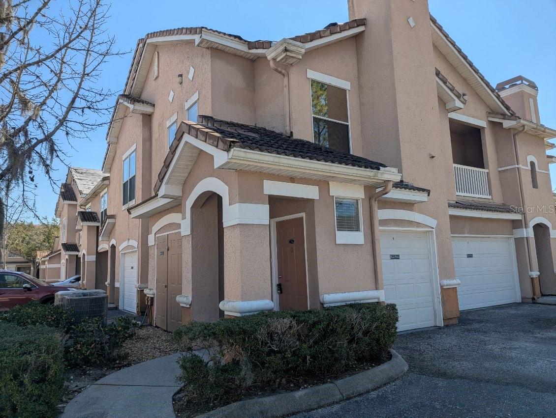 THE VILLAS CONDO - Residential