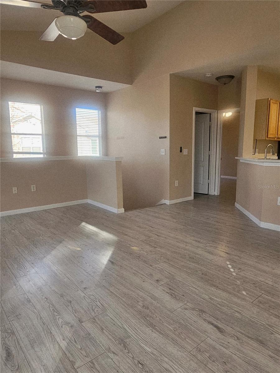 THE VILLAS CONDO - Residential