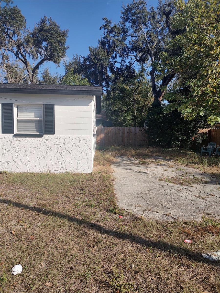 SULPHUR SPGS ADD - Residential Lease