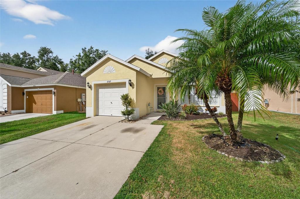 Photo of 6707 Summer Haven Drive, Riverview, FL 33578 (MLS # TB8434652)