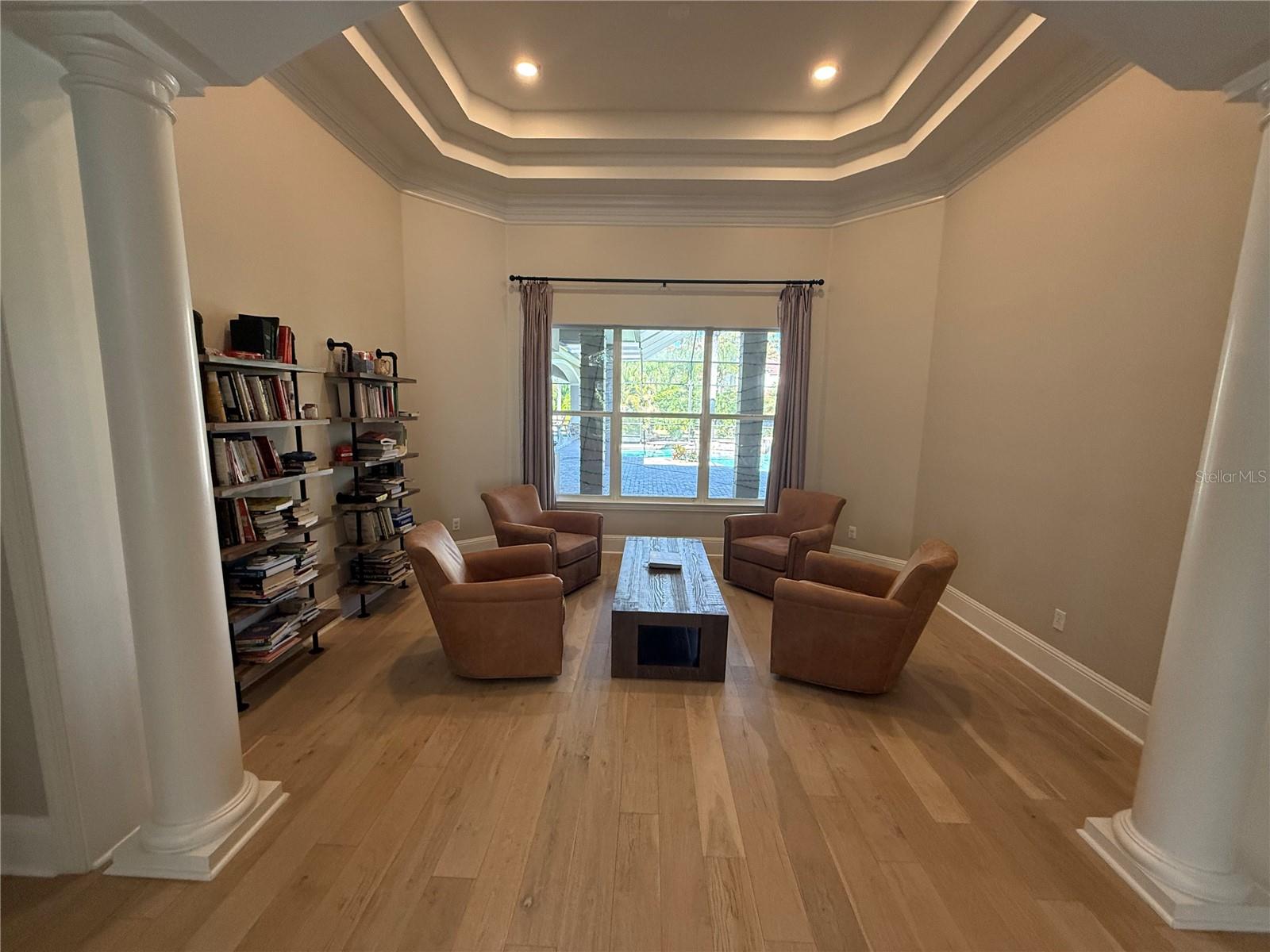 KEYSTONE SHORES ESTATES - Residential