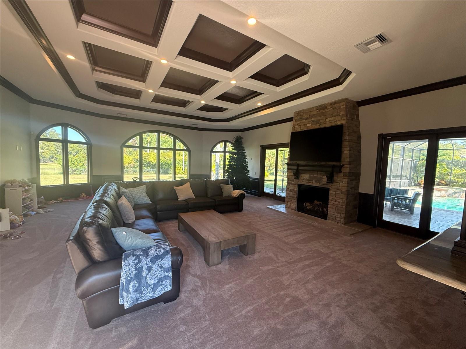 KEYSTONE SHORES ESTATES - Residential