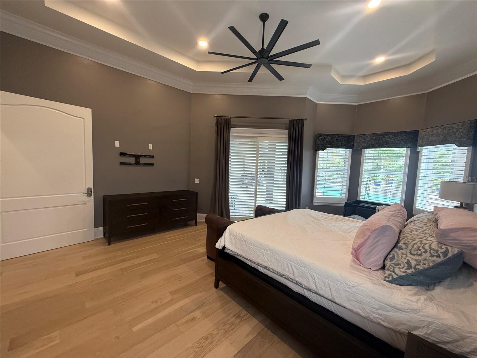 KEYSTONE SHORES ESTATES - Residential