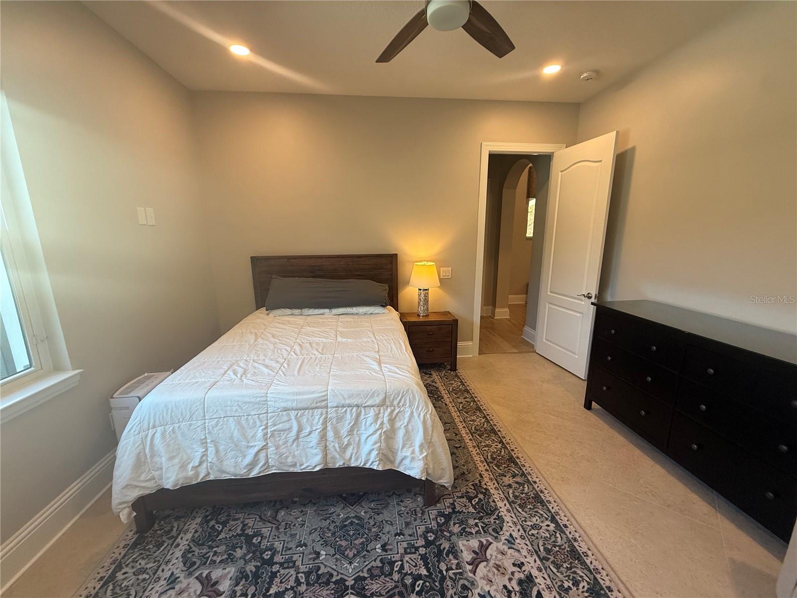 KEYSTONE SHORES ESTATES - Residential