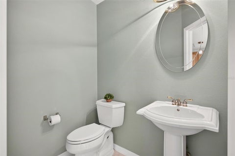 Tiny photo for 5486 Bounty Circle, Tavares, FL 32778 (MLS # G5119452)
