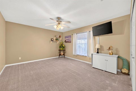 Tiny photo for 5486 Bounty Circle, Tavares, FL 32778 (MLS # G5119452)