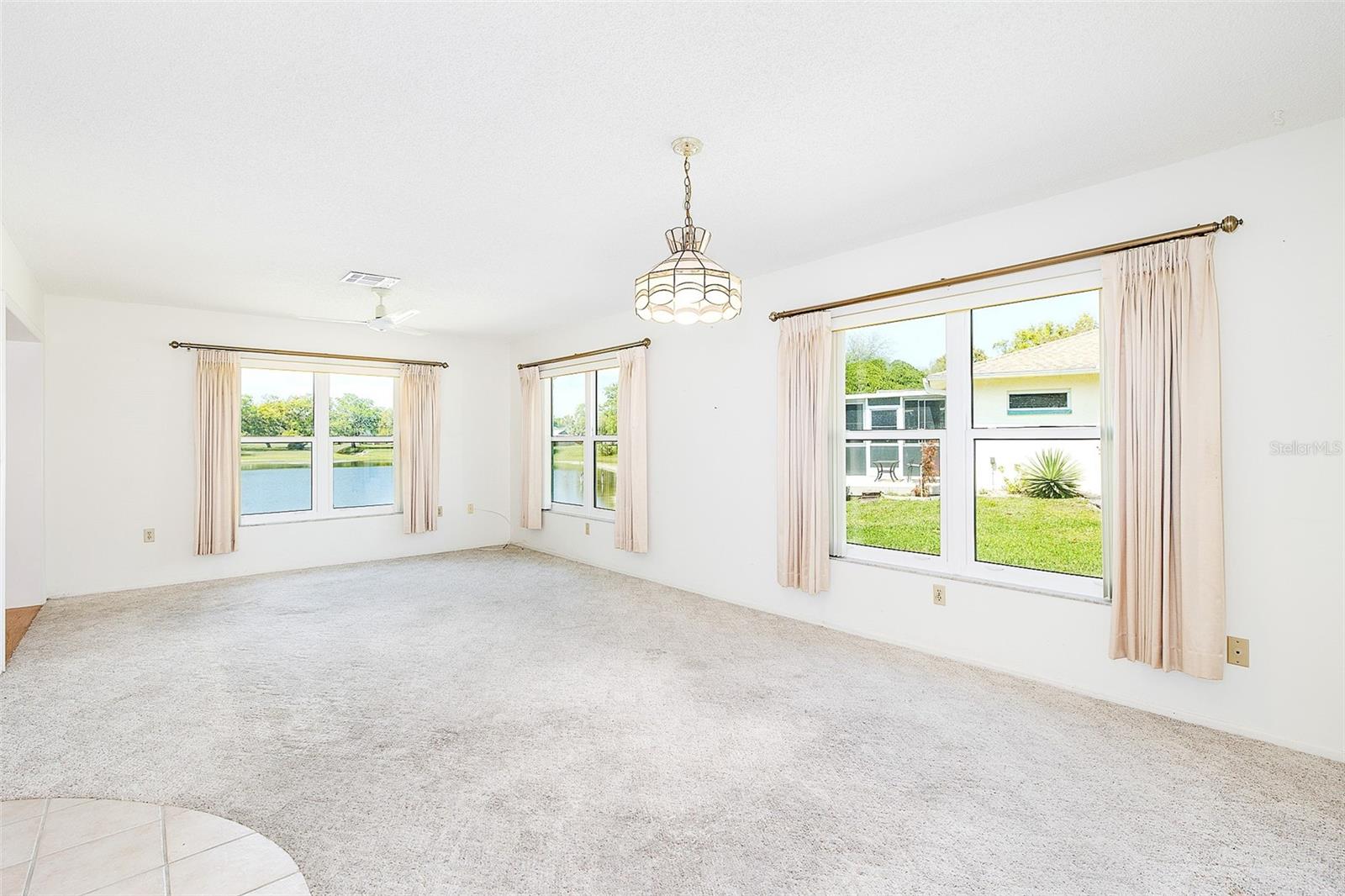 TIMBER OAKS - Residential