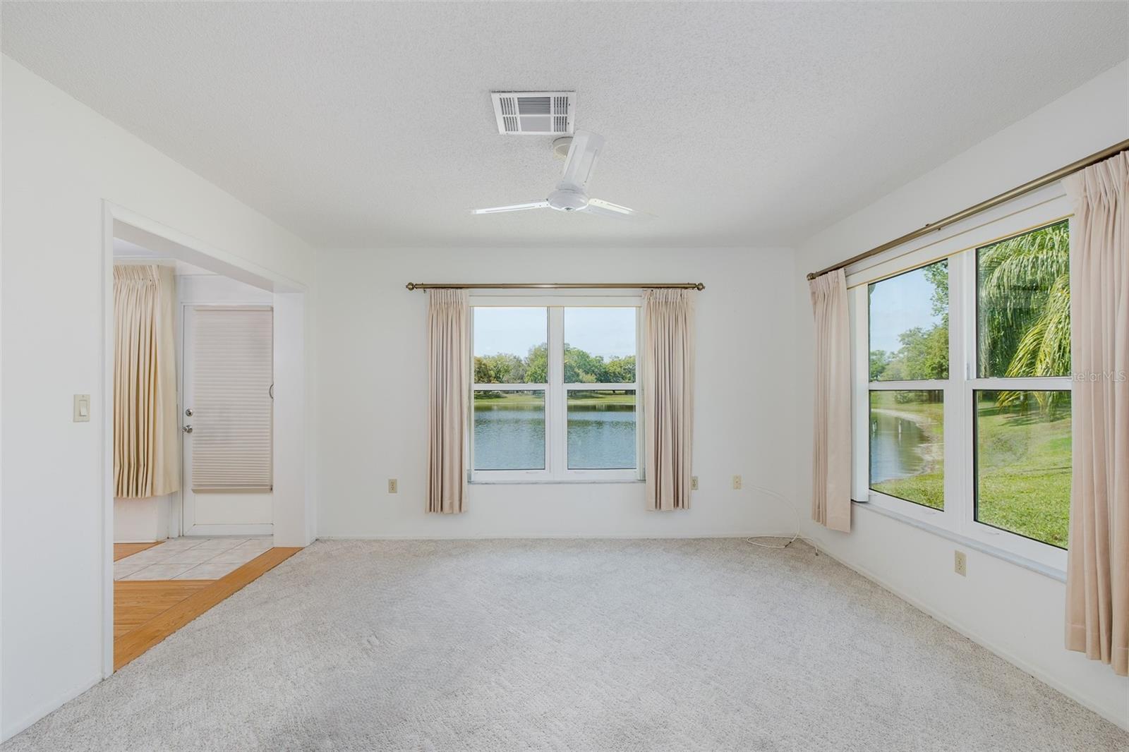 TIMBER OAKS - Residential