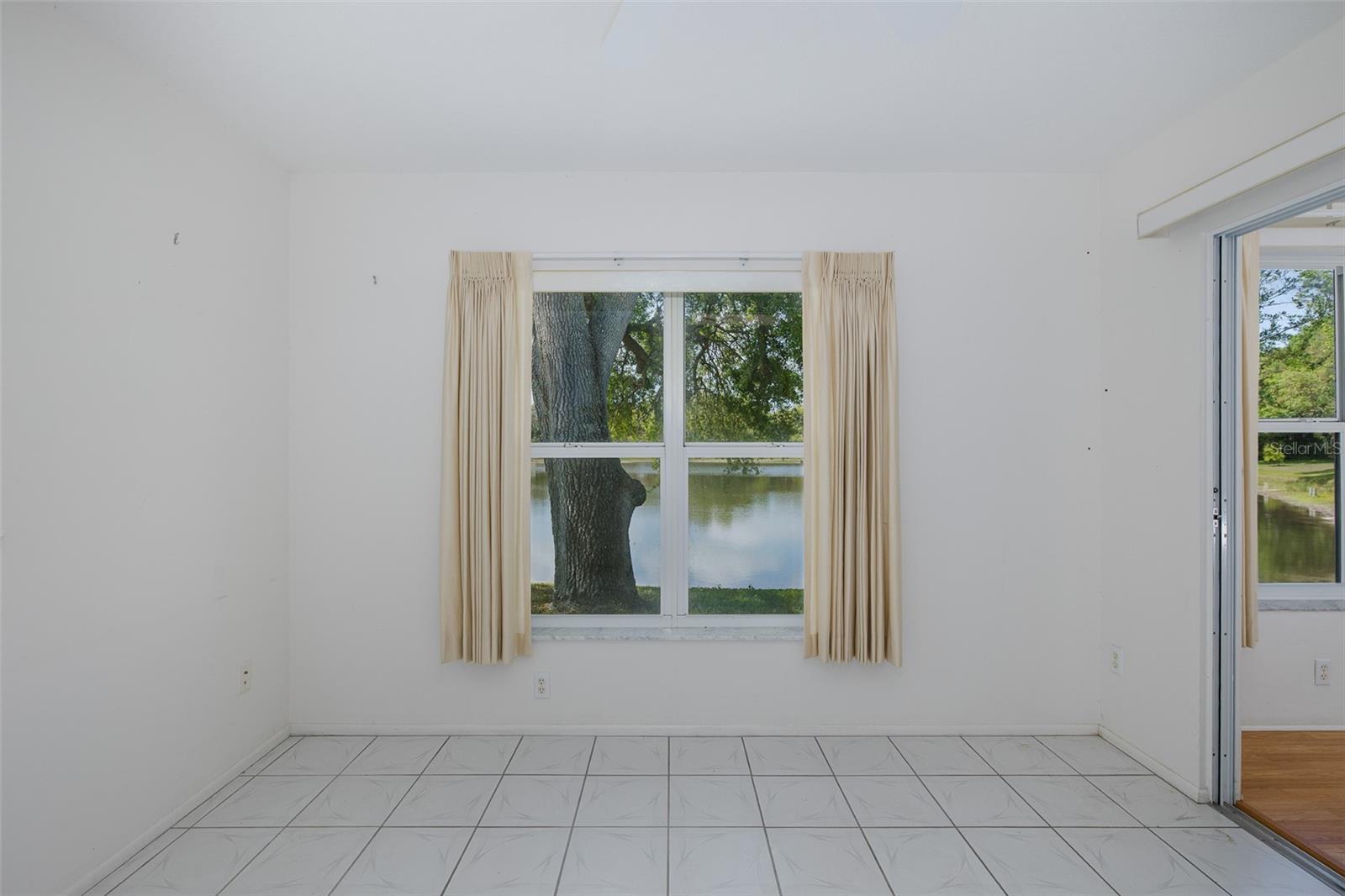 TIMBER OAKS - Residential