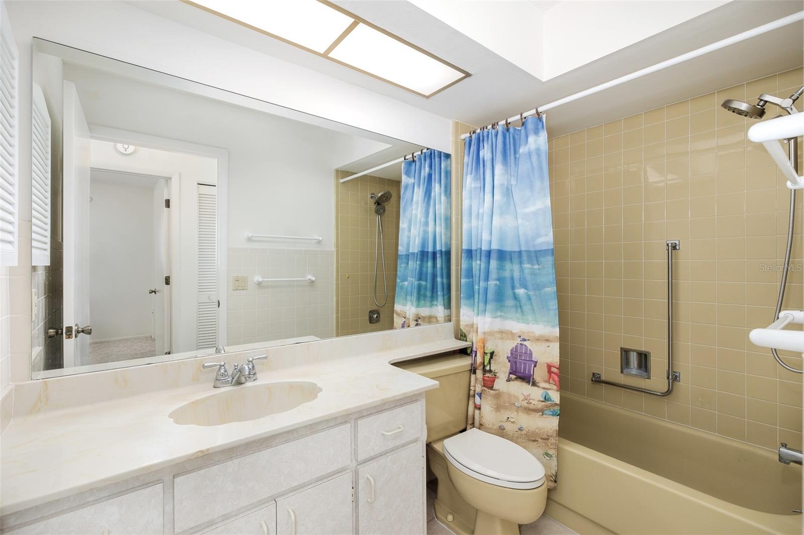 TIMBER OAKS - Residential