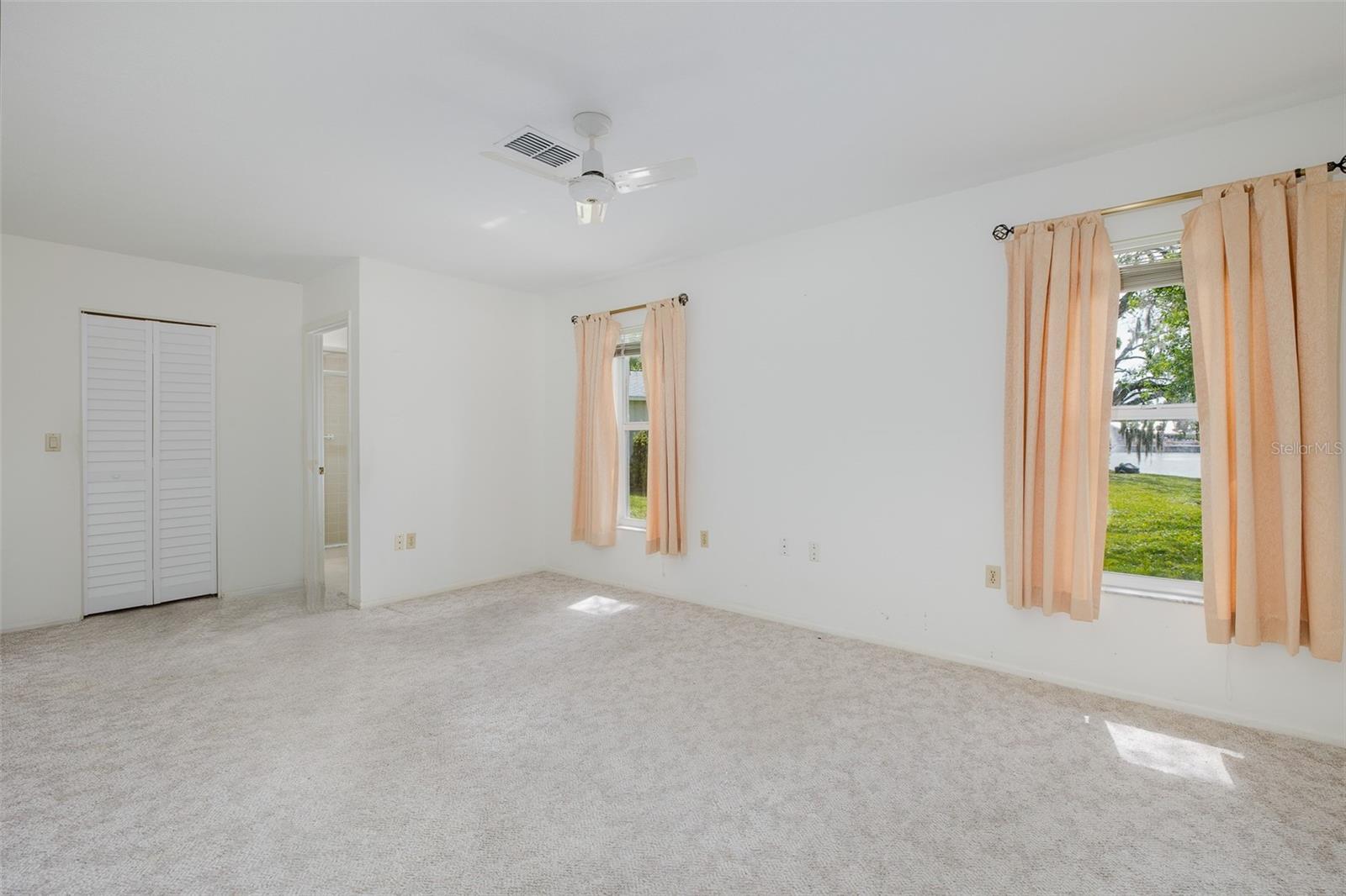 TIMBER OAKS - Residential