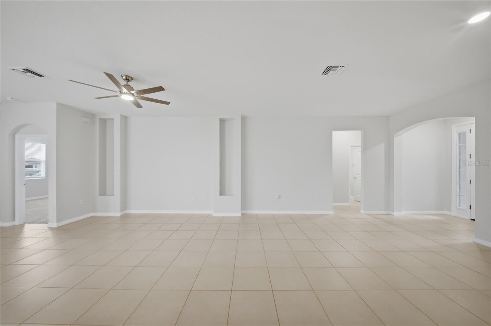 3940 MOSSY LIMB COURT