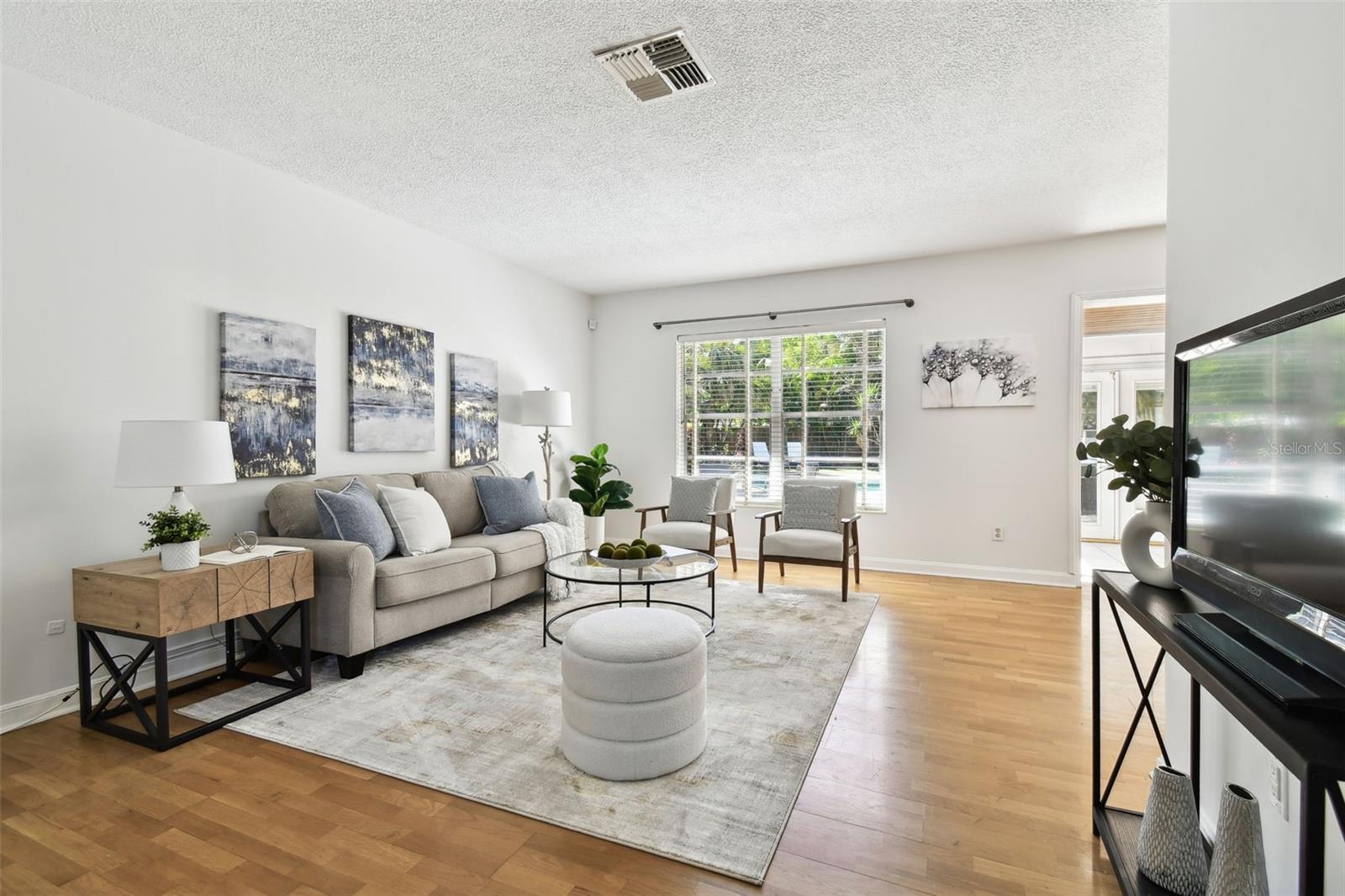 Casas a venda 3 - Jen Dantas 3818 W SAN MIGUEL STREET