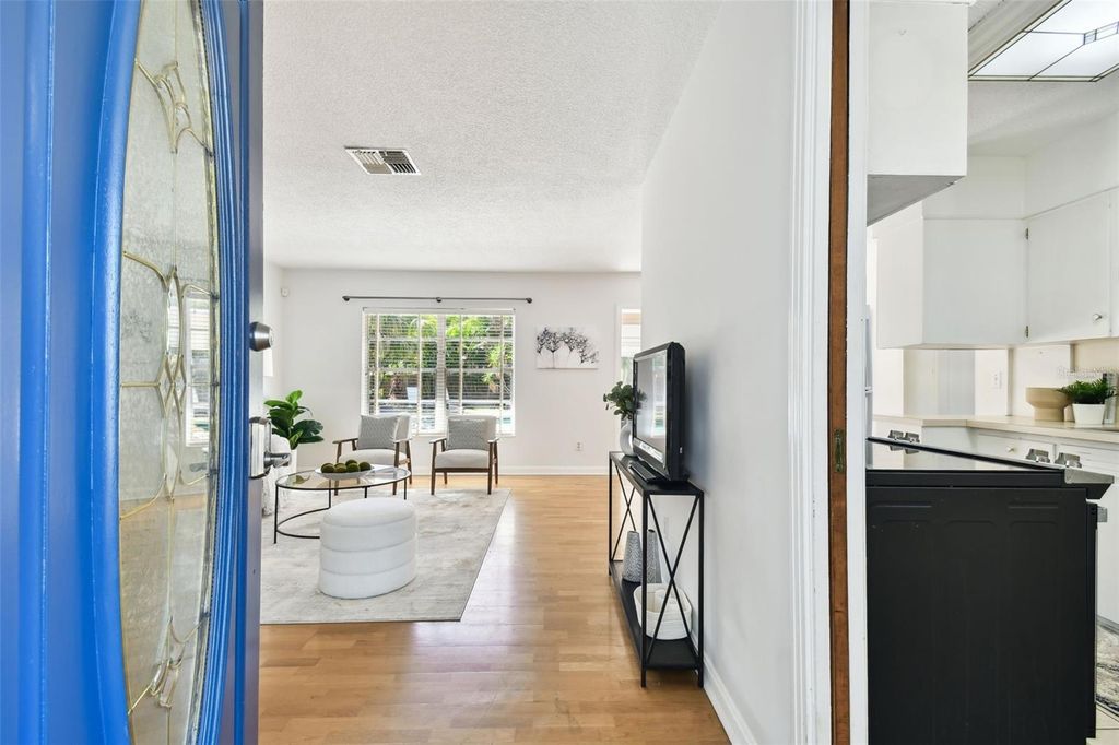 Photo of 3818 W San Miguel Street, Tampa, FL 33629 (MLS # TB8442632)