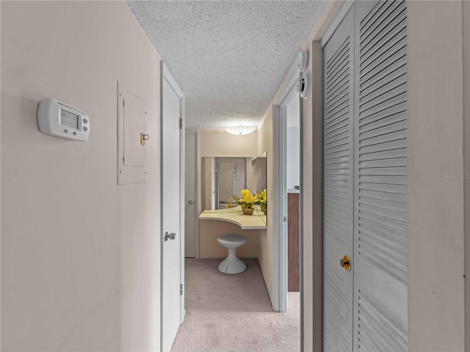 RIVERHOUSE - Residential