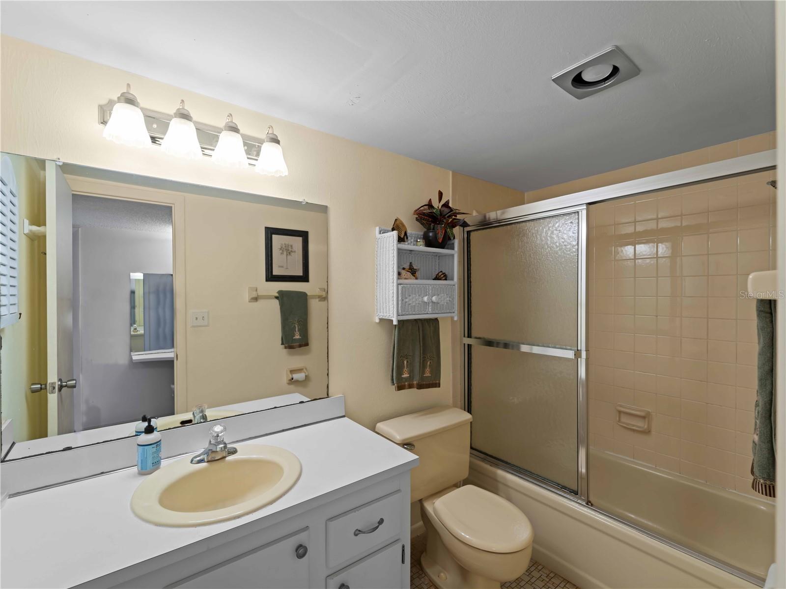 RIVERHOUSE - Residential