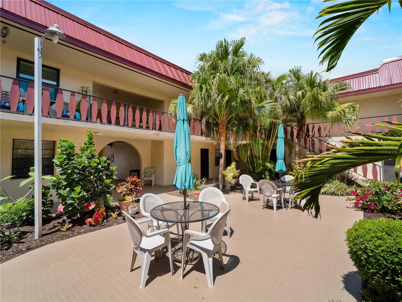 RIVERHOUSE - Residential