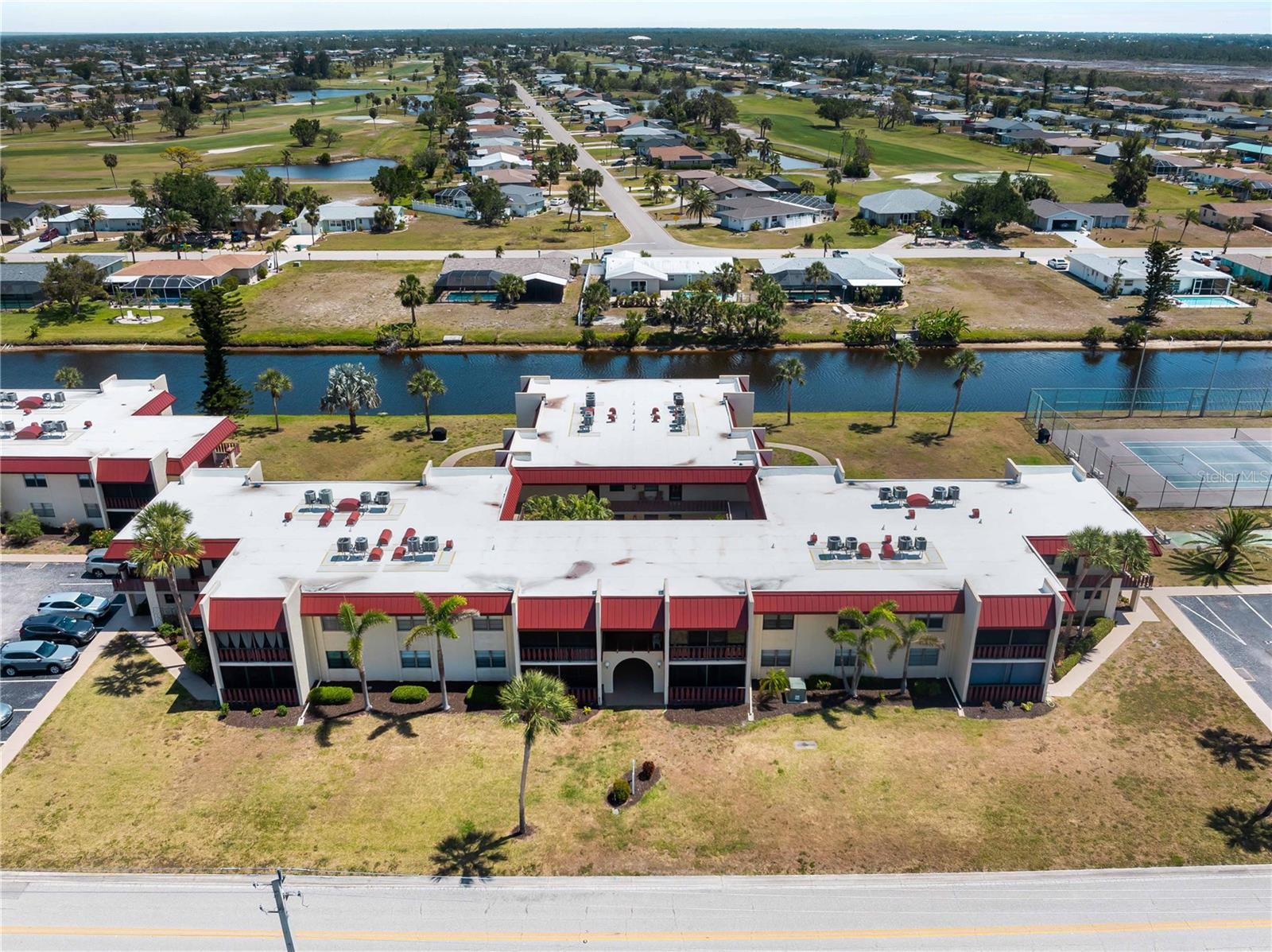 RIVERHOUSE - Residential