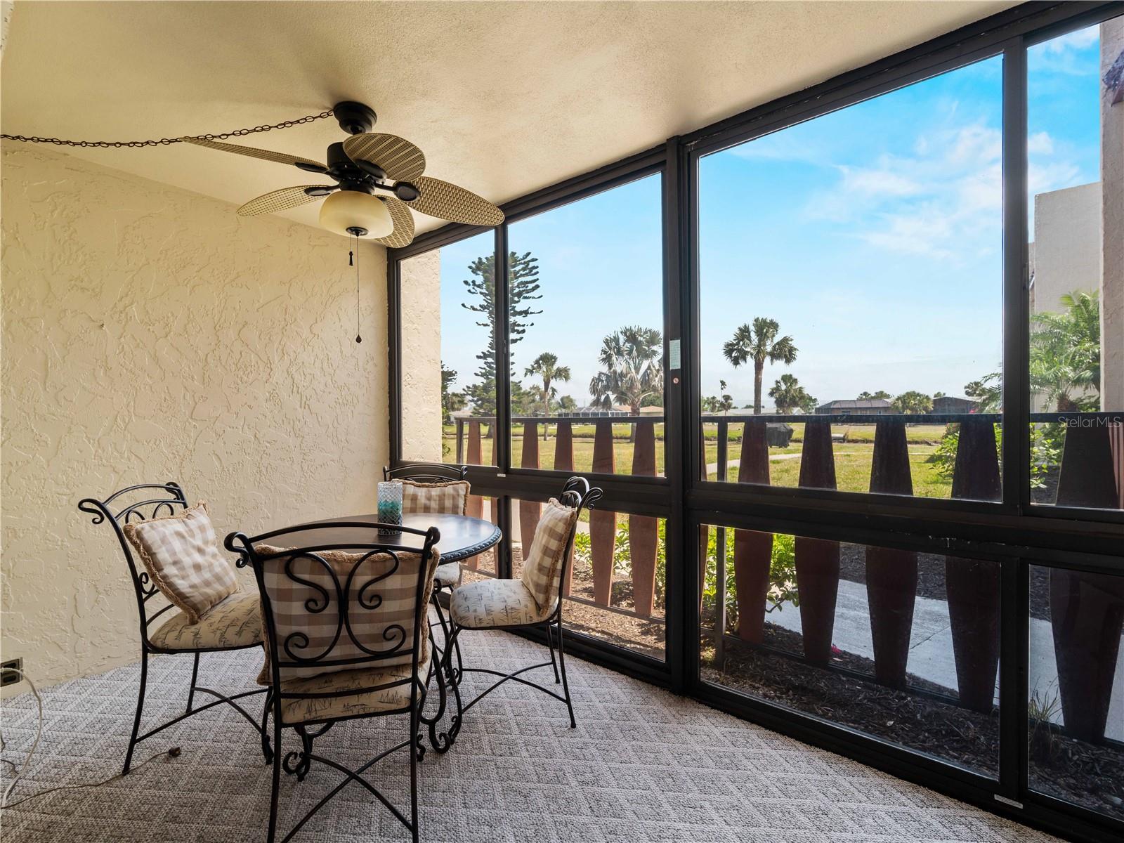 RIVERHOUSE - Residential