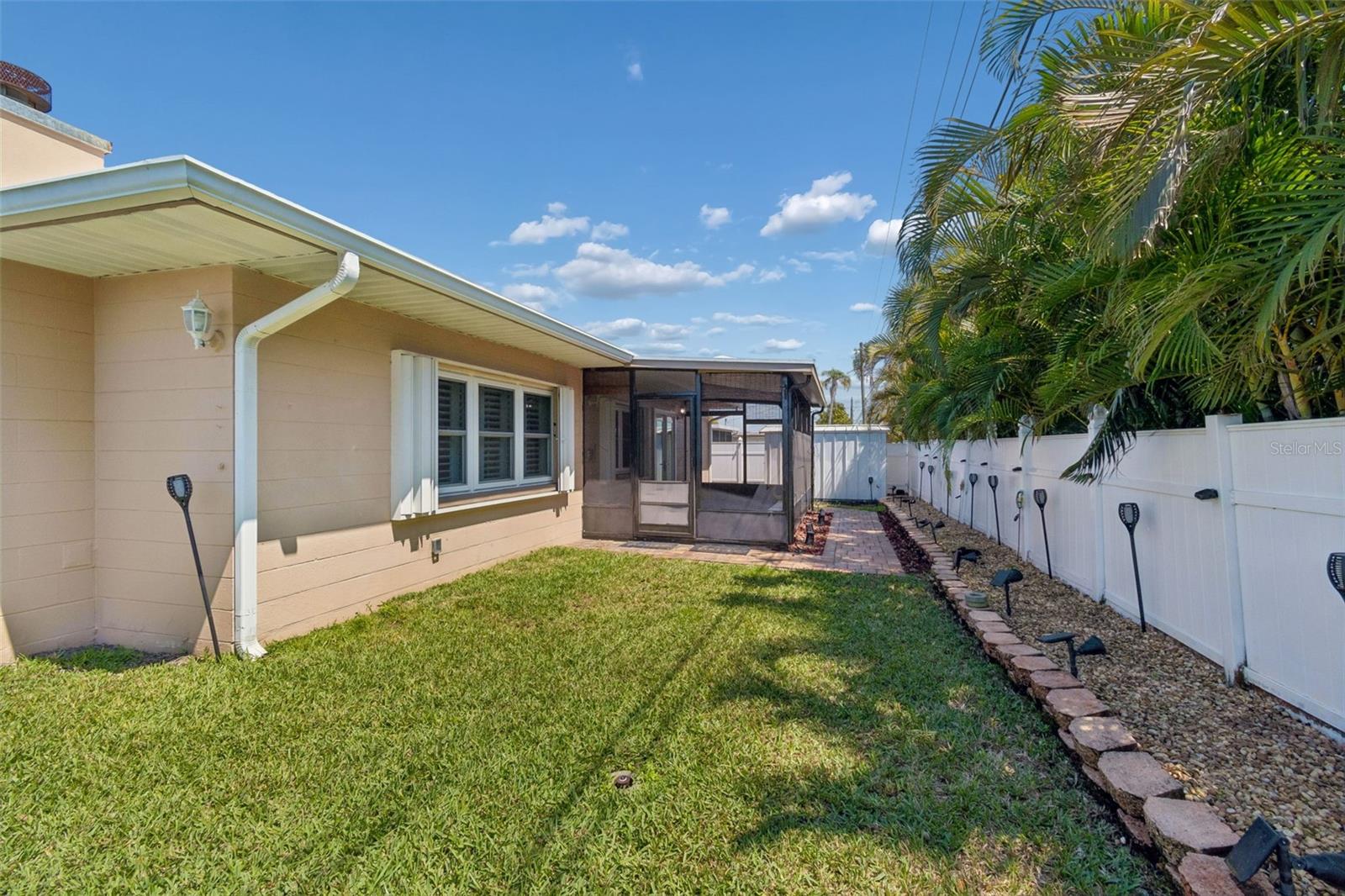 RIDGEWOOD GROVES - Residential