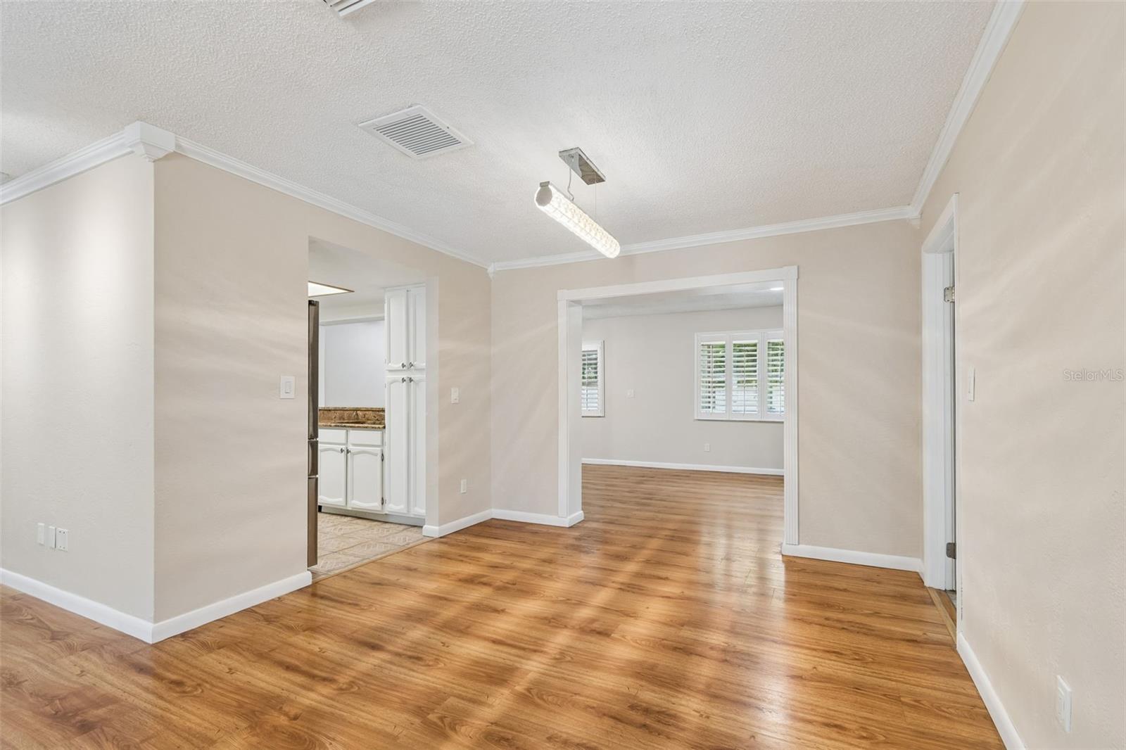 RIDGEWOOD GROVES - Residential