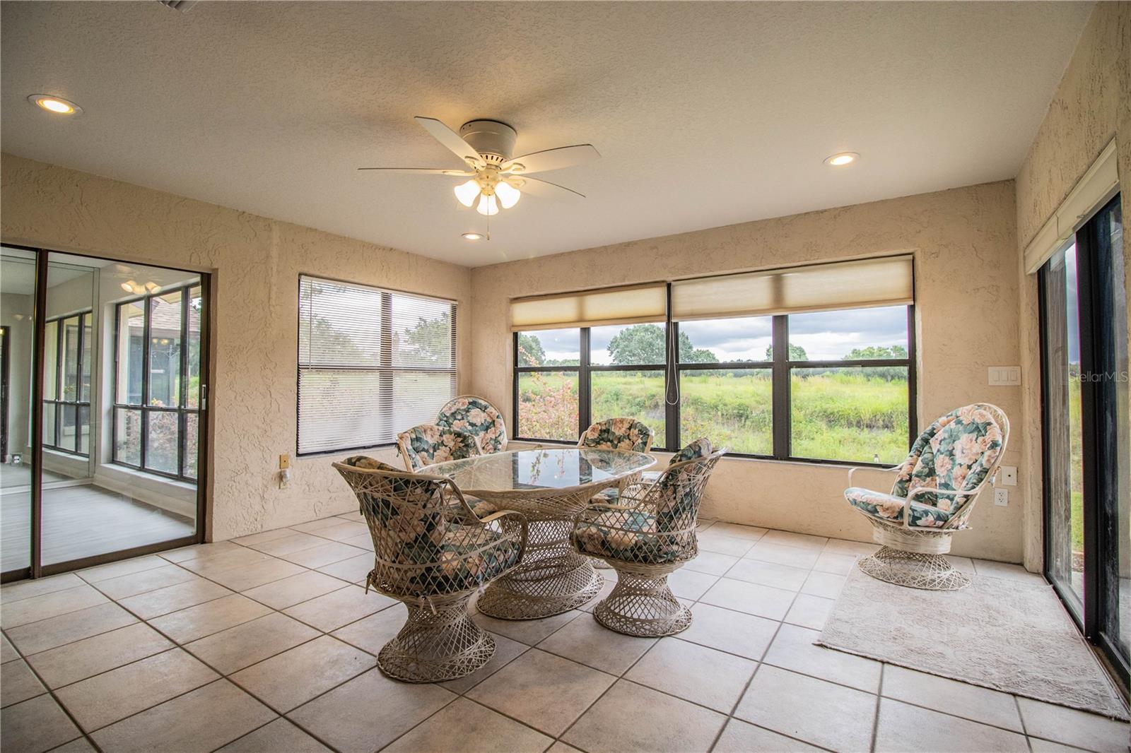 CREEK WOODS A CONDO IN IMPERIALAKES PH 02 SEC 03 - Residential Lease