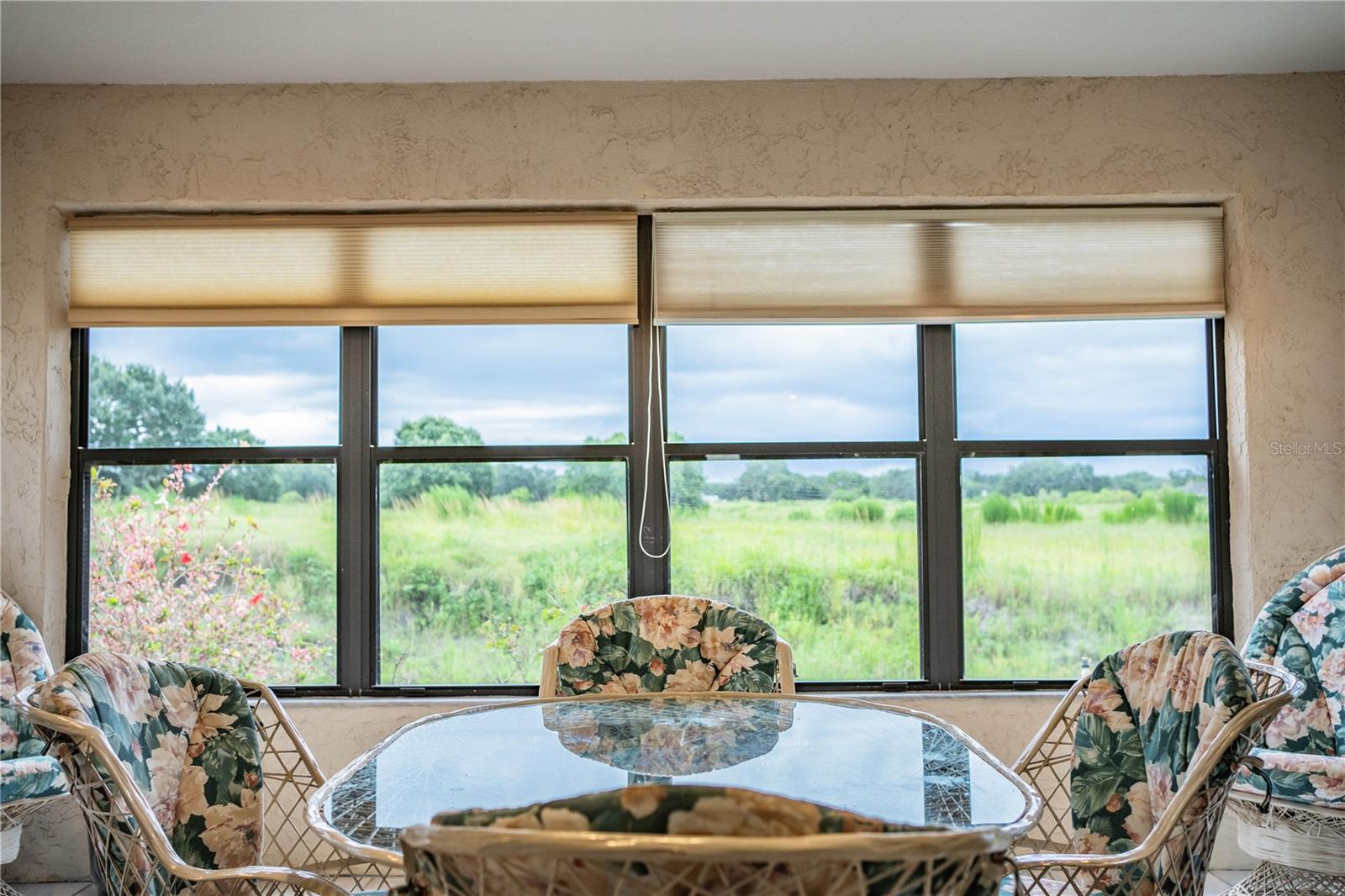 CREEK WOODS A CONDO IN IMPERIALAKES PH 02 SEC 03 - Residential Lease