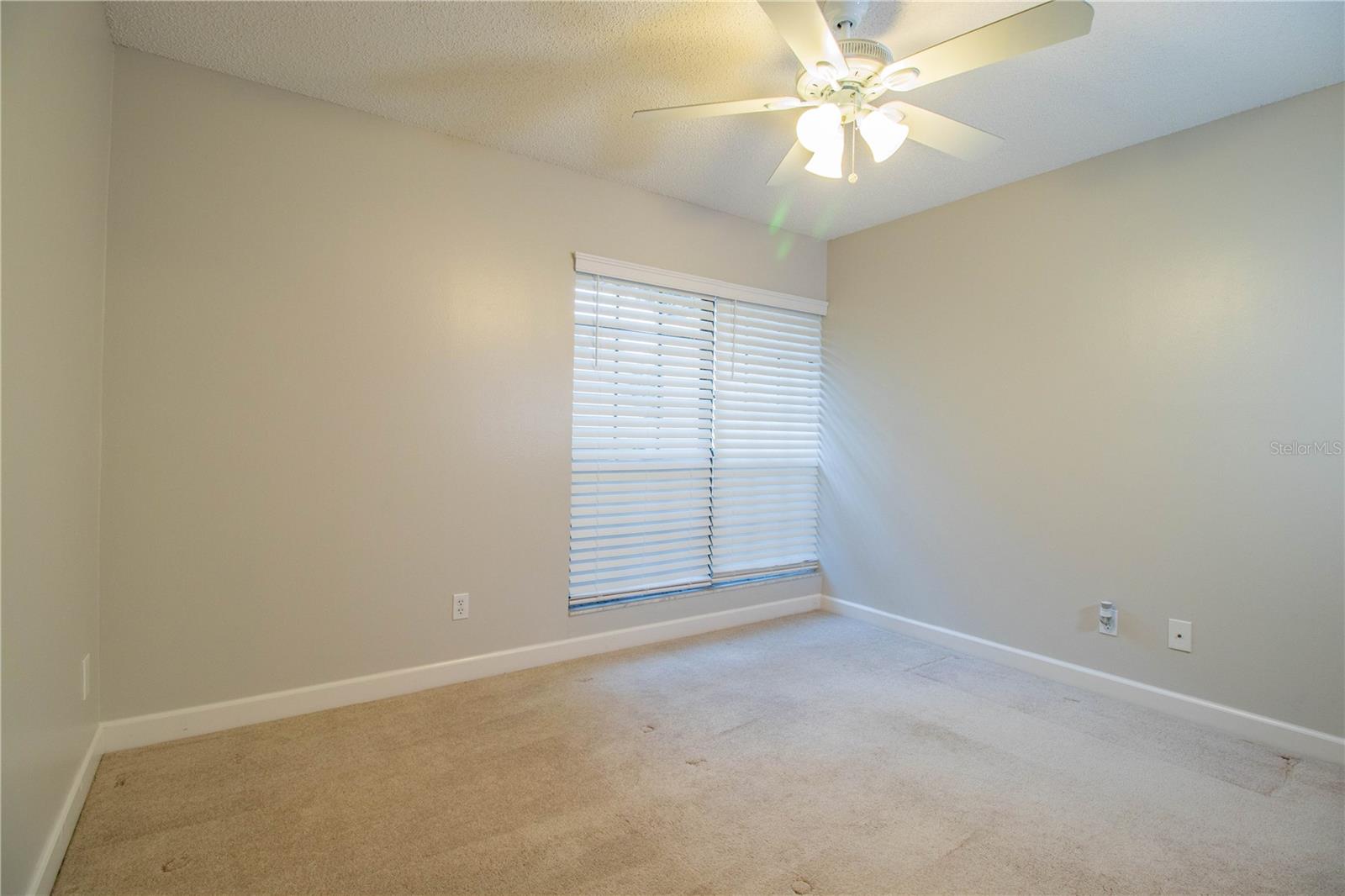 CREEK WOODS A CONDO IN IMPERIALAKES PH 02 SEC 03 - Residential Lease