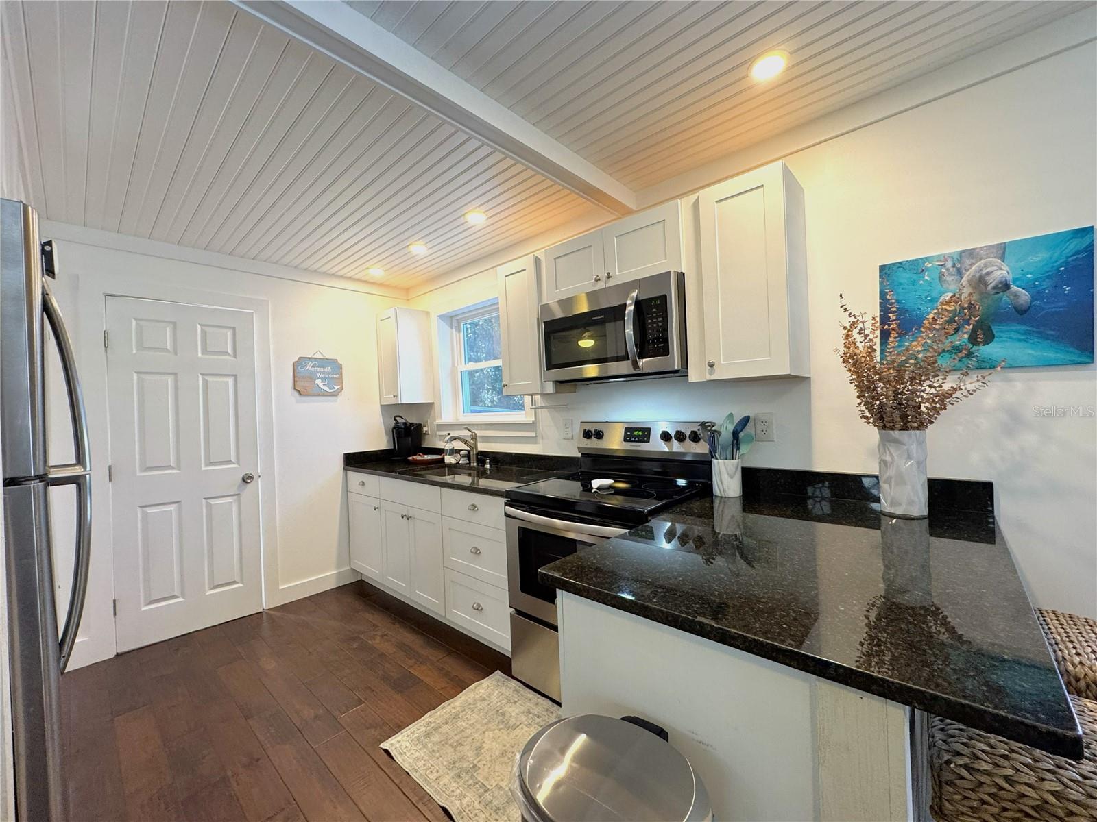 CRYSTAL CITY ADD - Residential Lease