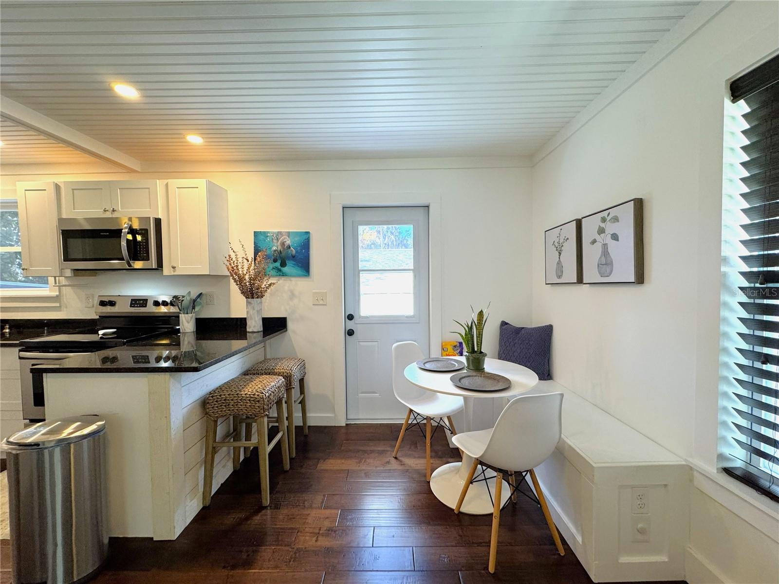 CRYSTAL CITY ADD - Residential Lease