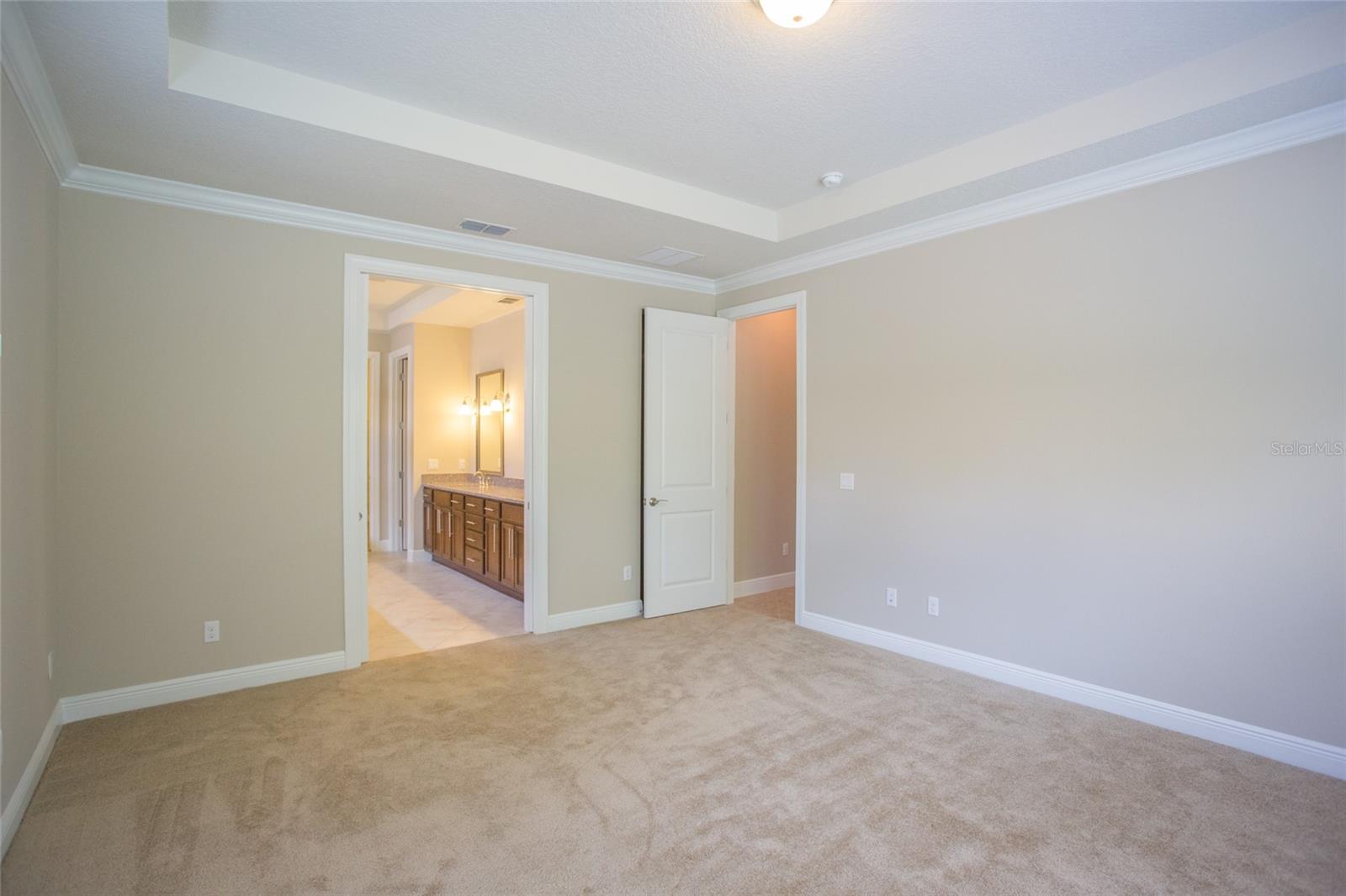 ENCLAVE AT VILLAGEWALK - Residential Lease