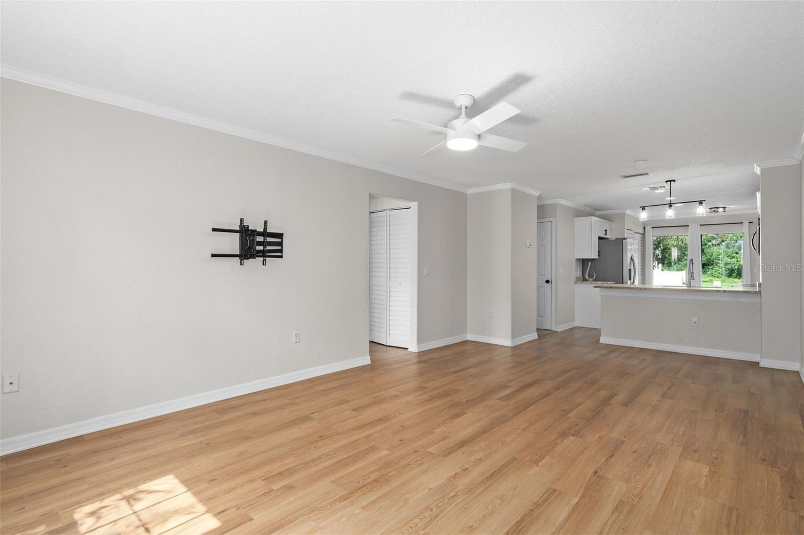 7924 HARDWICK DRIVE 617