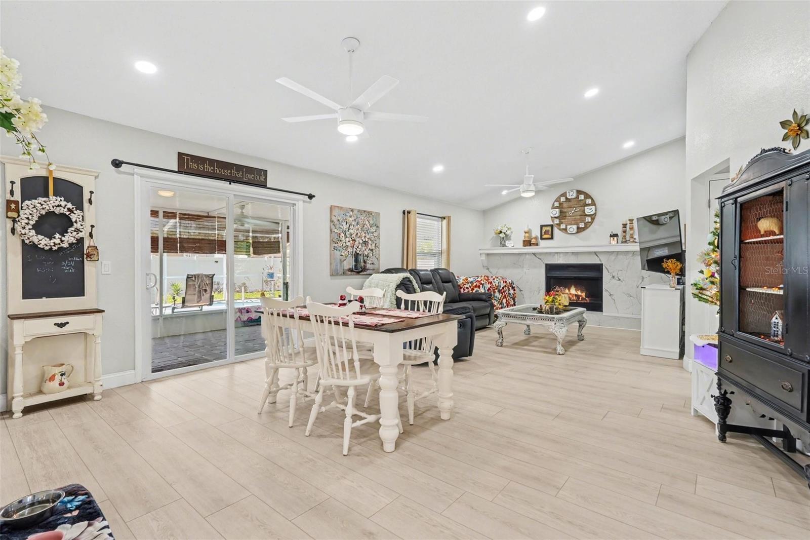 SPRING HILL UNIT 4 - Residential