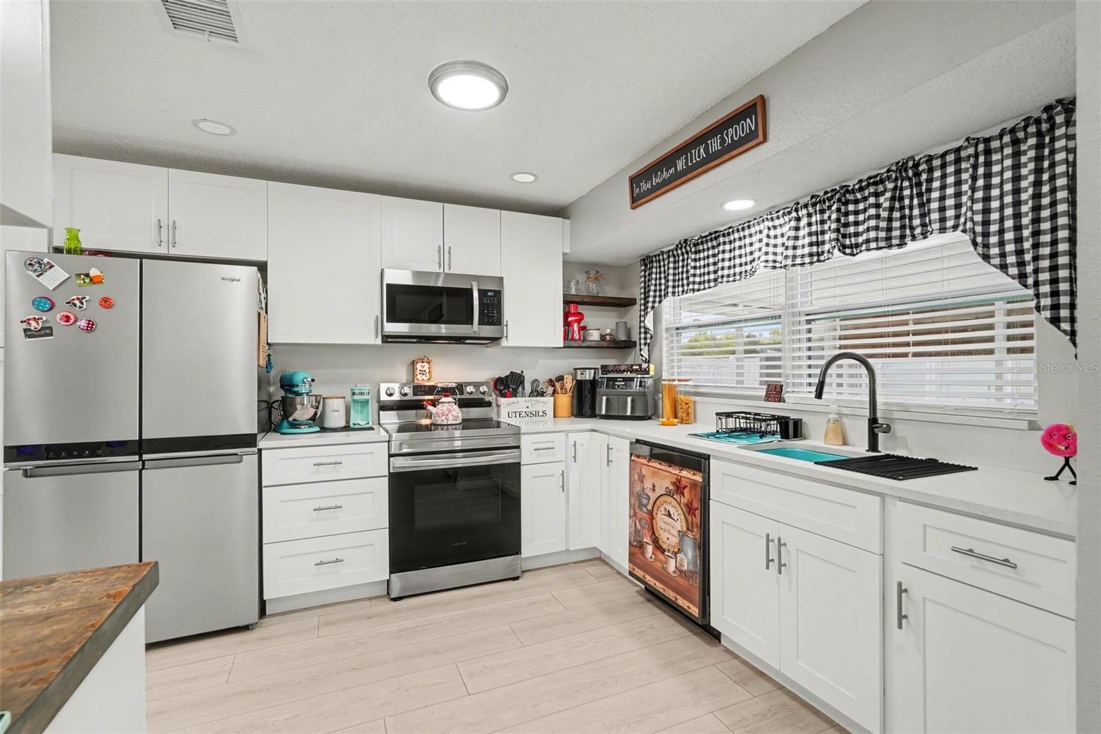 SPRING HILL UNIT 4 - Residential