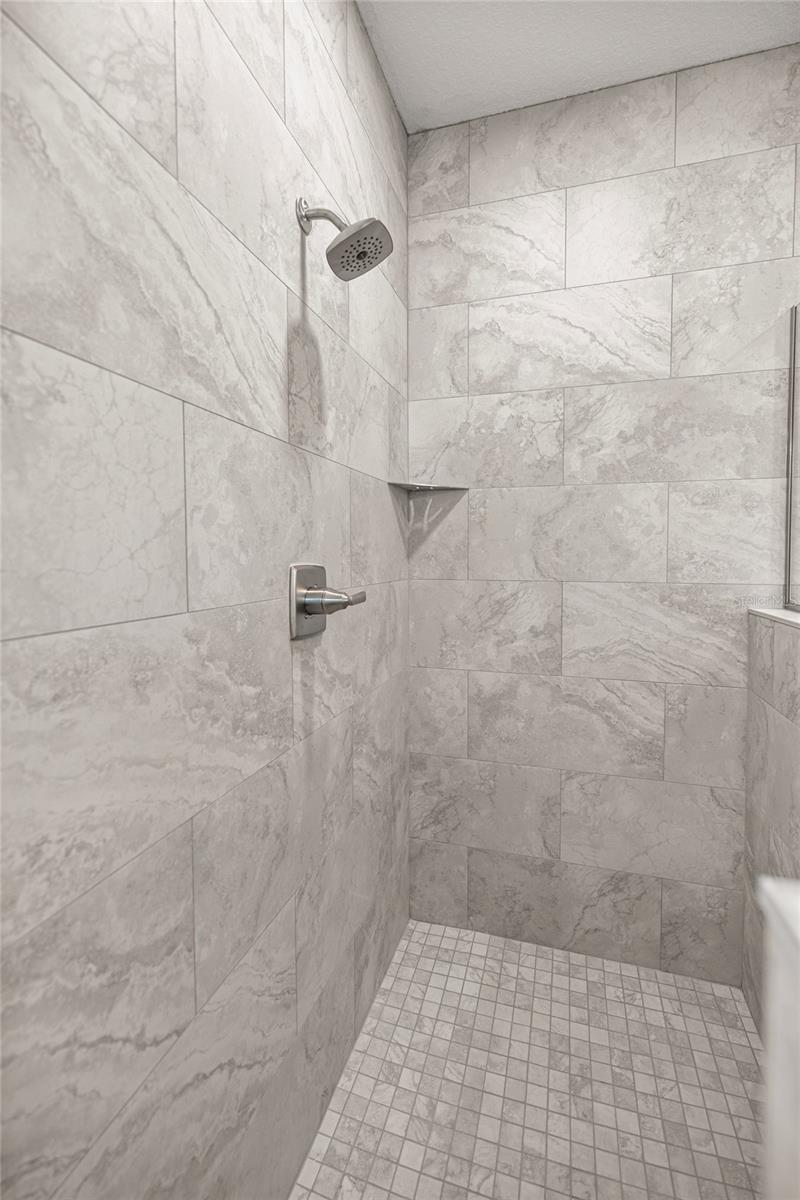 HUNTER'S RDG - Residential