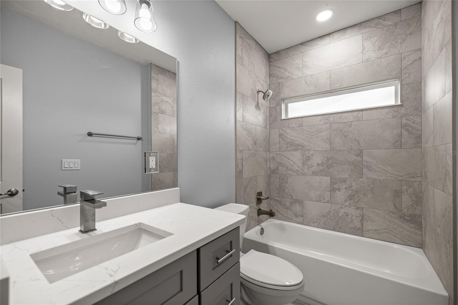 HUNTER'S RDG - Residential