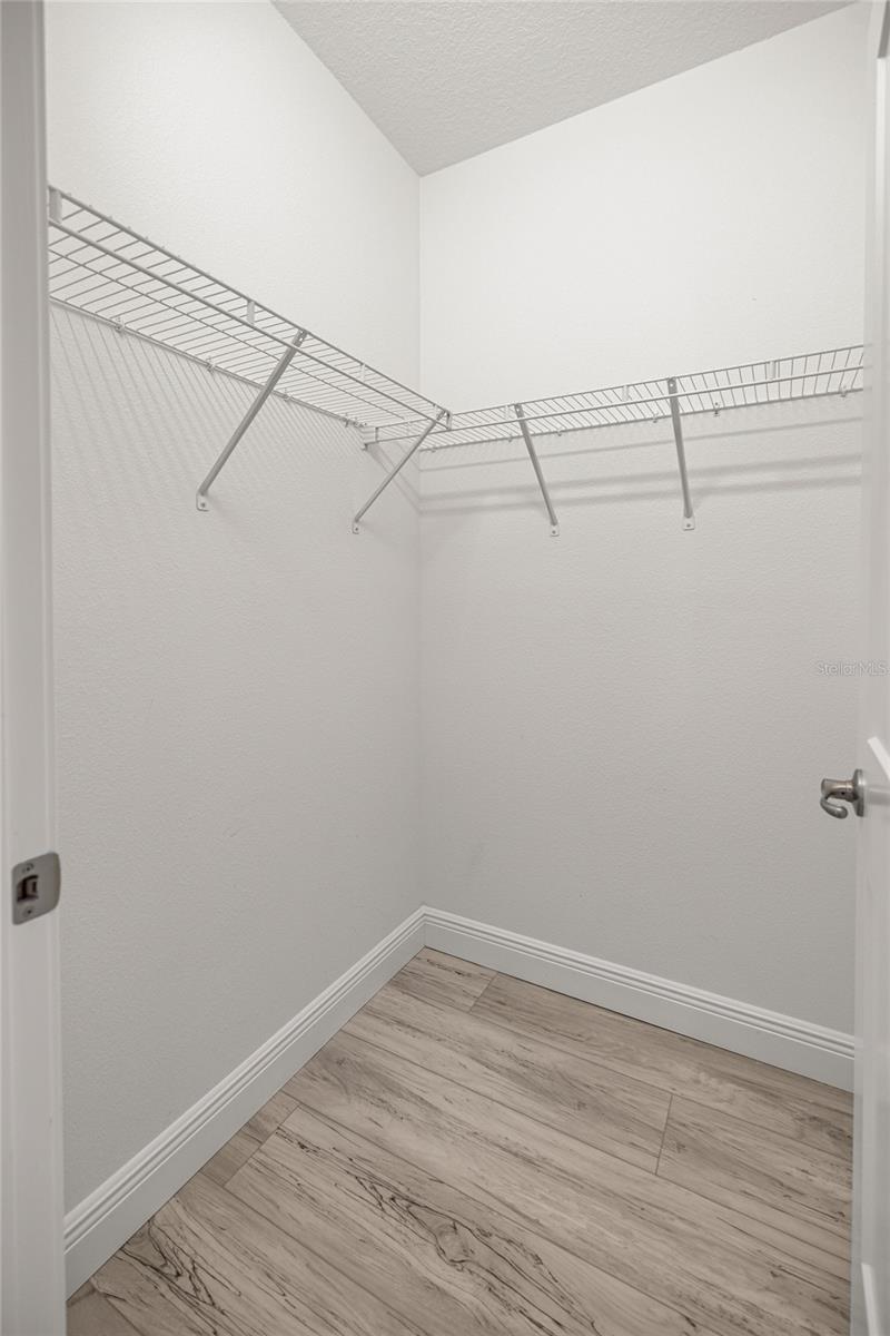 HUNTER'S RDG - Residential