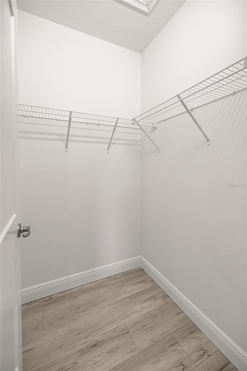 HUNTER'S RDG - Residential