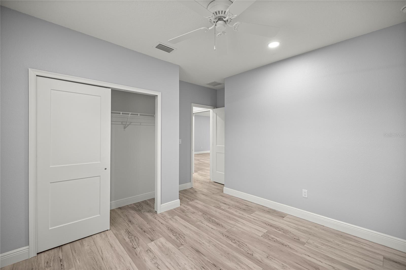 HUNTER'S RDG - Residential